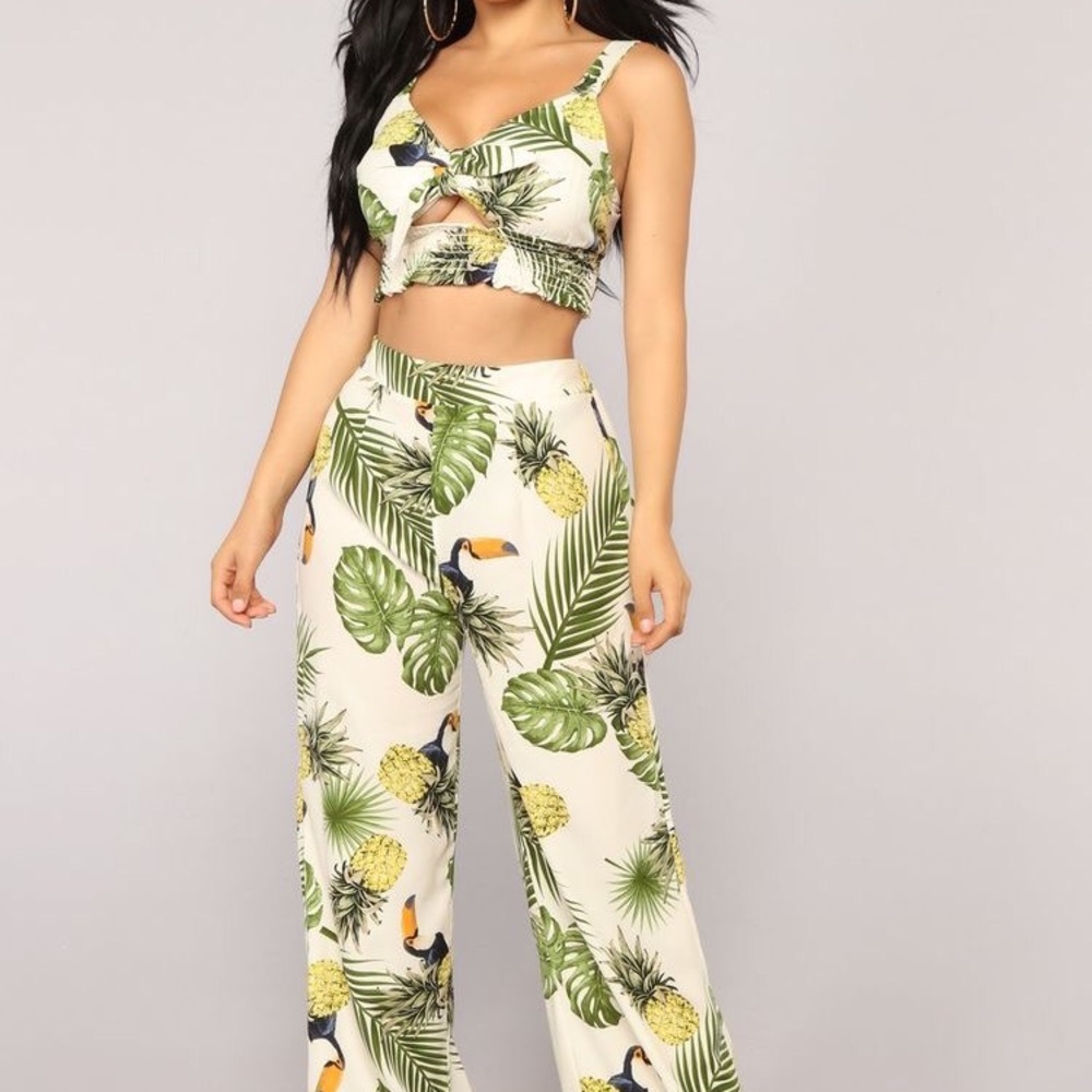 OUTFIT MYSTERY BOX | 4 ITEMS